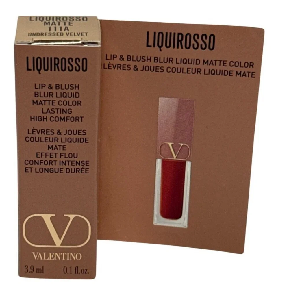 Valentino Liquirosso Lip Brush Blur Liquid Matte Color 111A Undressed Velvet